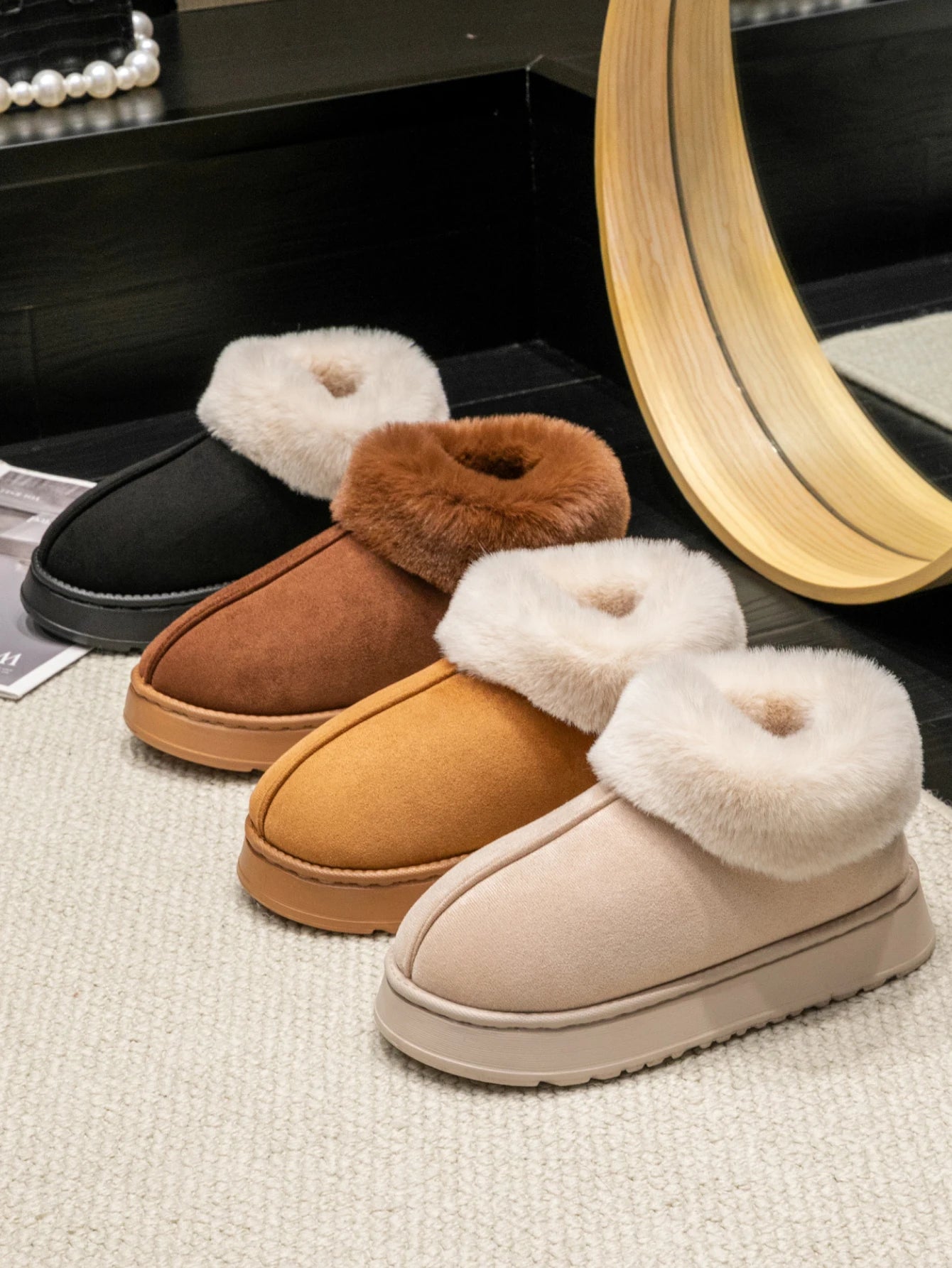 Unisex winter slippers